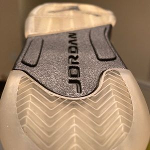 2007 Air Jordan Retro 5 “Metallic” (GS) Size 5y OG Box, OG Laces